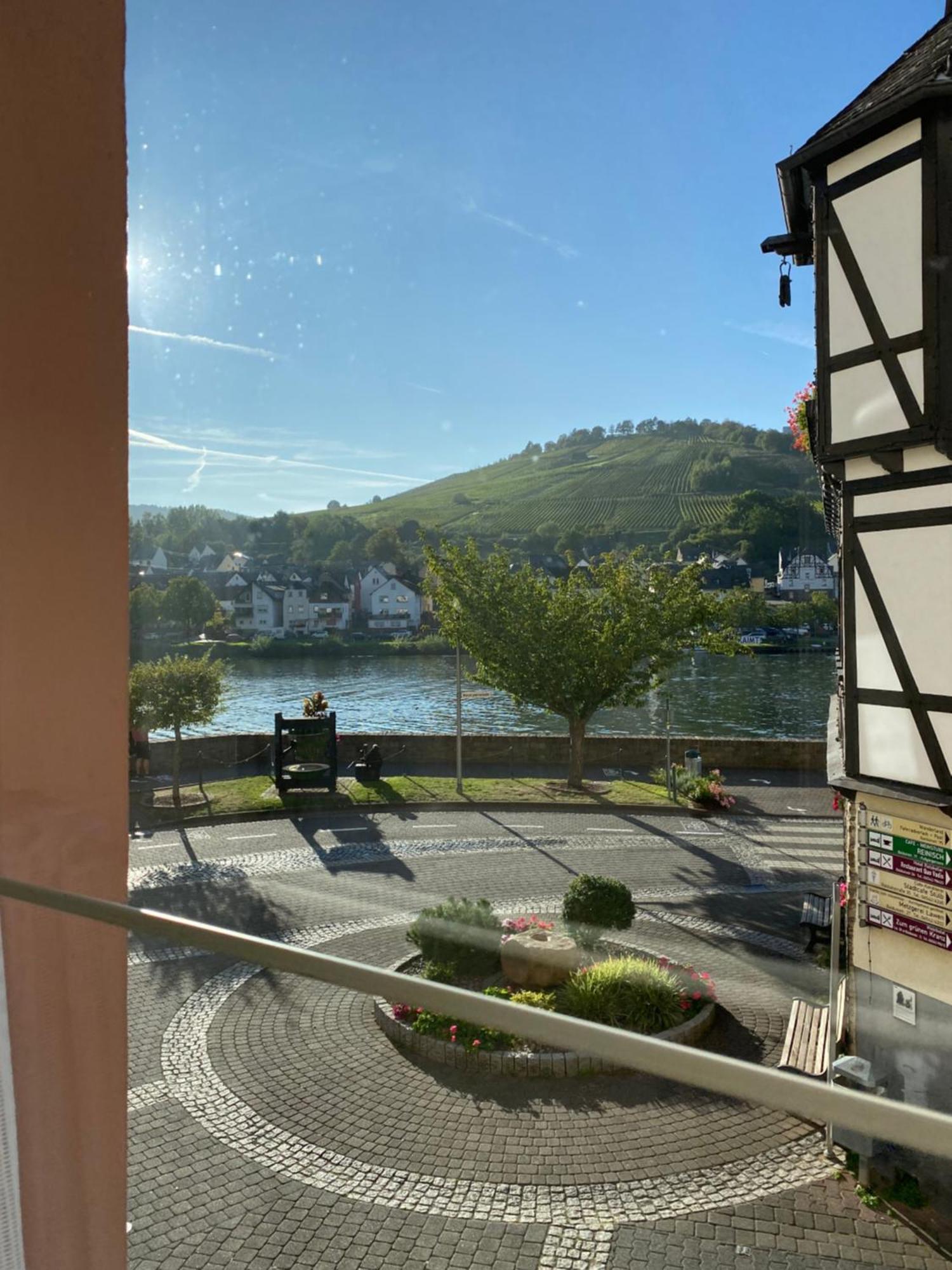 Zentral An Der Moselpromenade * Zell